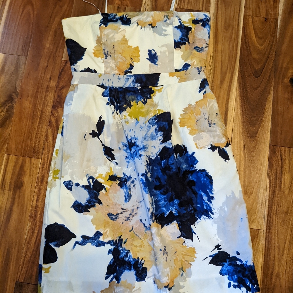 Worn once J. Crew outlet floral strapless dress in size 4